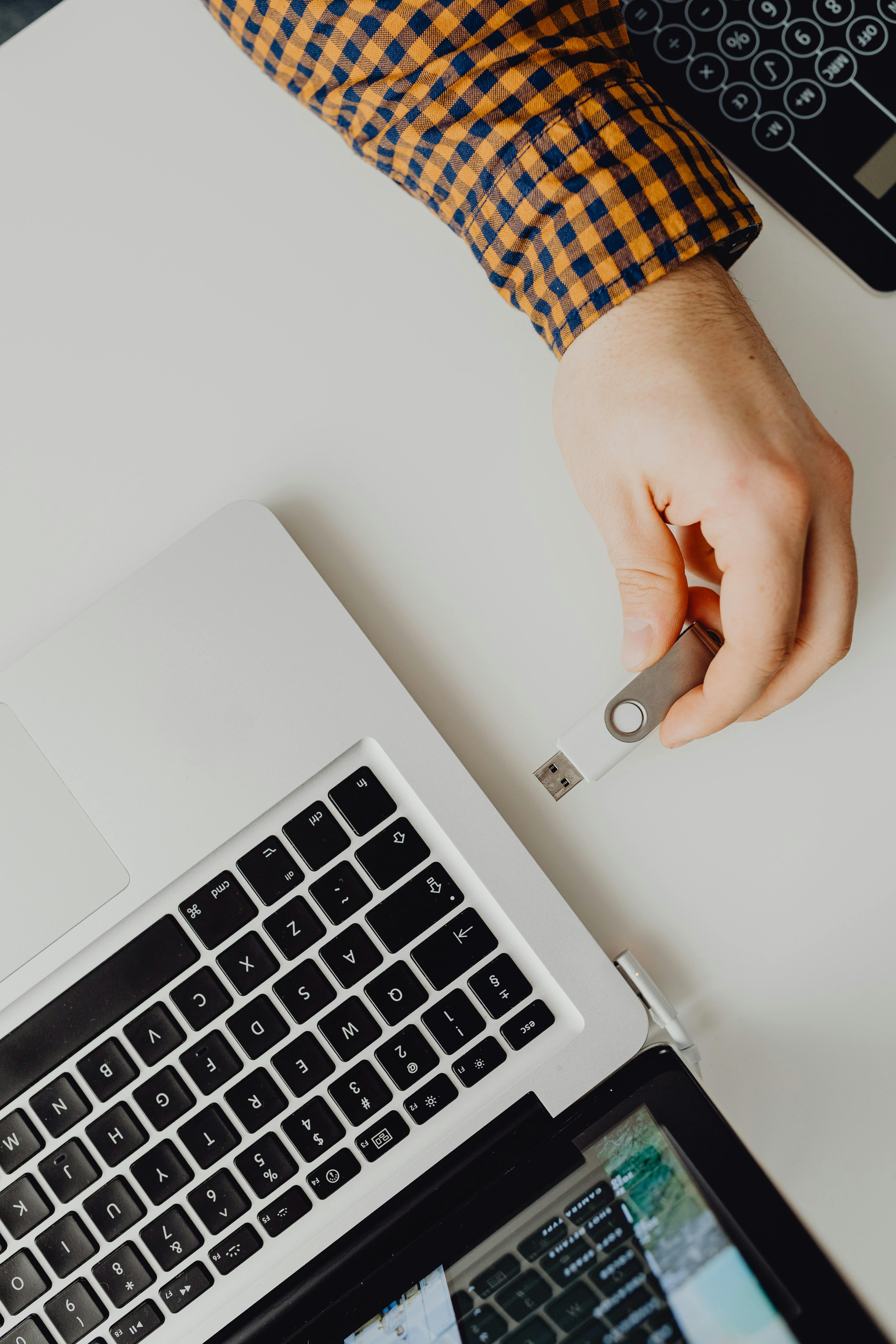 Top 5 Ways to Efficiently Measure a Box for Packing in 2025