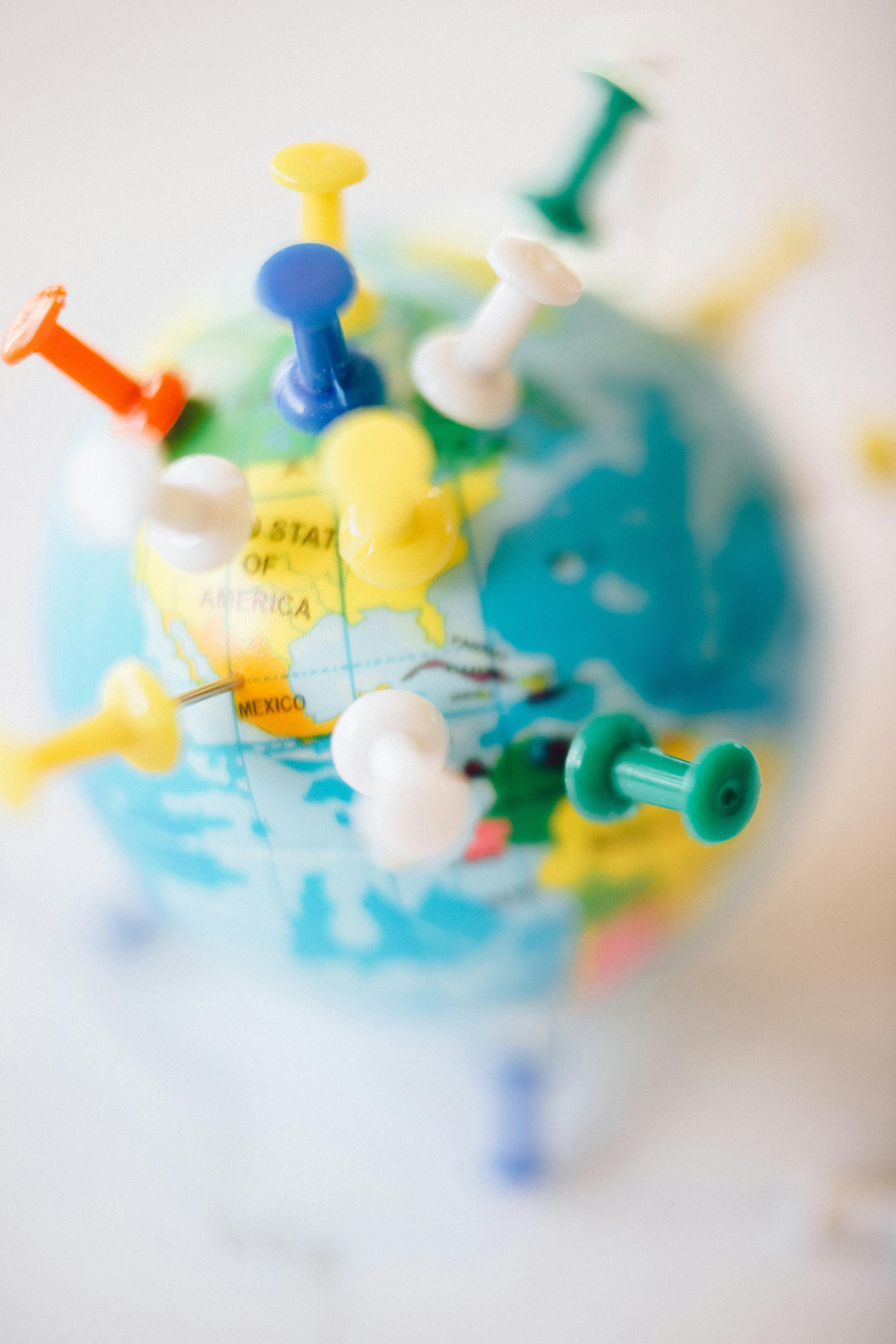 Smart Ways to Tell Your Boss You're Quitting in 2025
