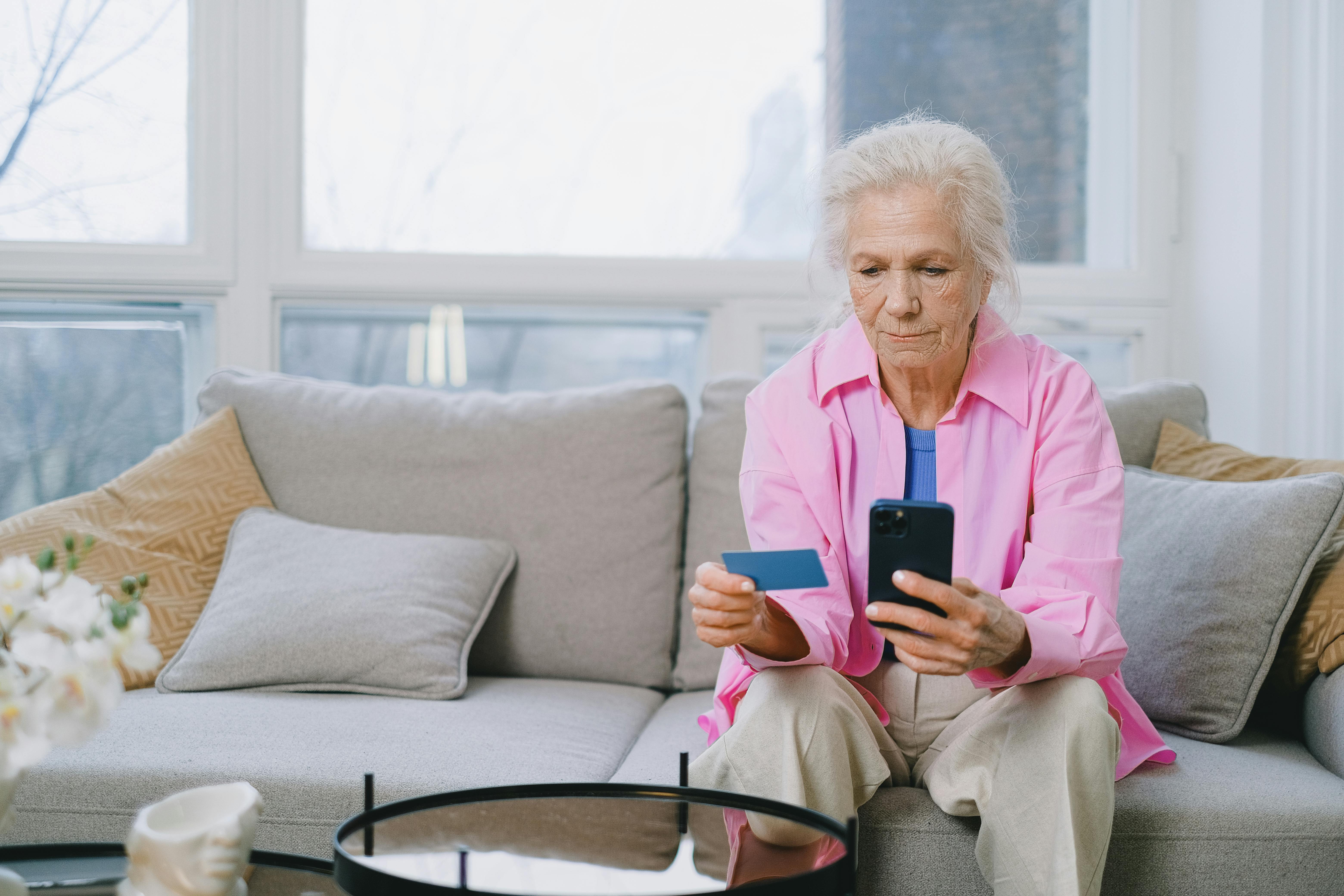 Smart Ways to Craft Book Reviews That Captivate Readers in 2025